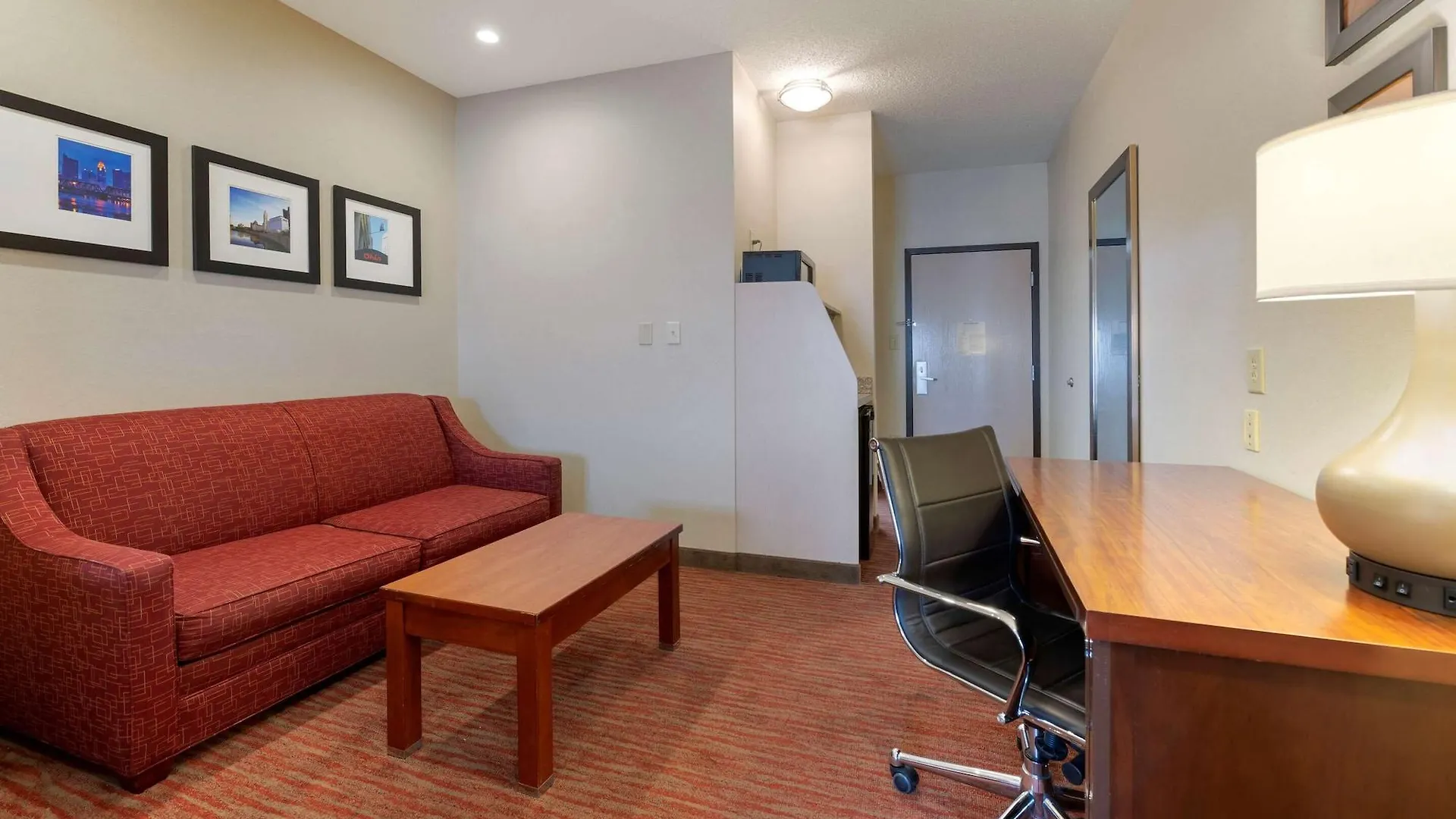 Comfort Suites Columbus Otel