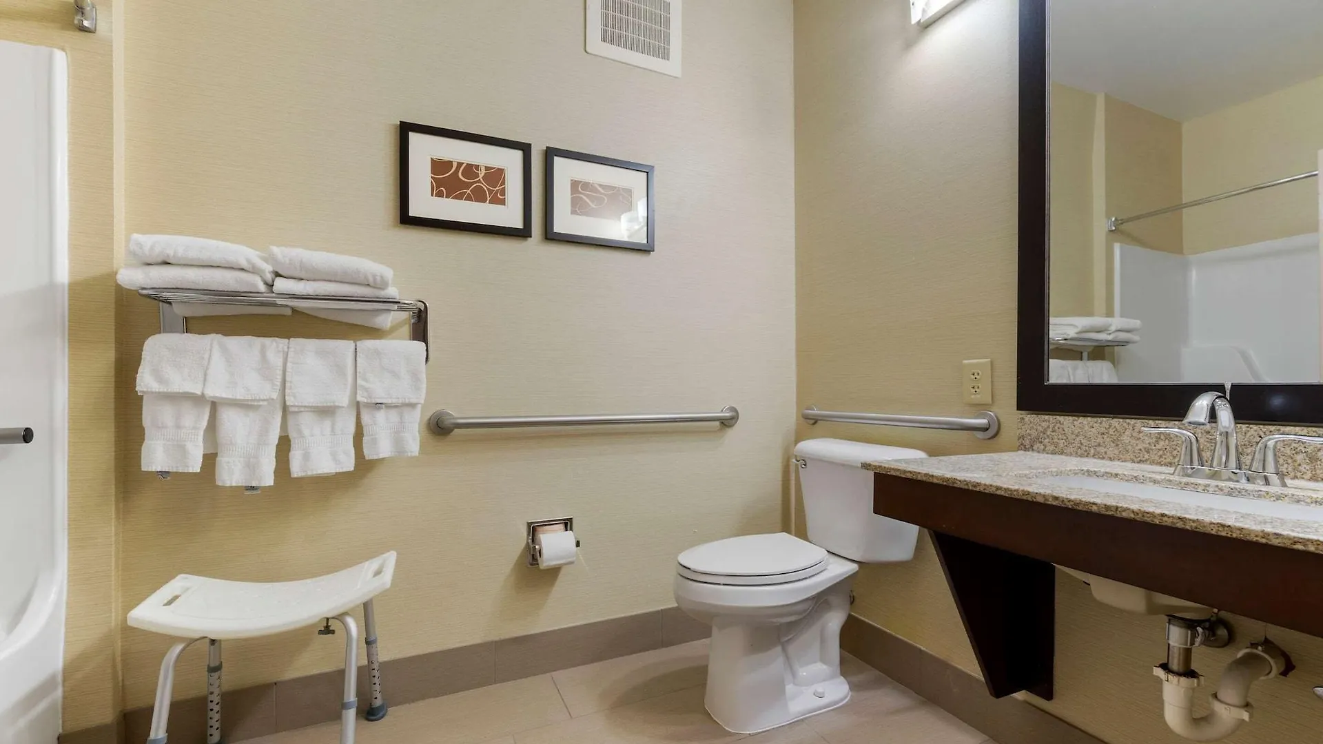 Comfort Suites Columbus ABD