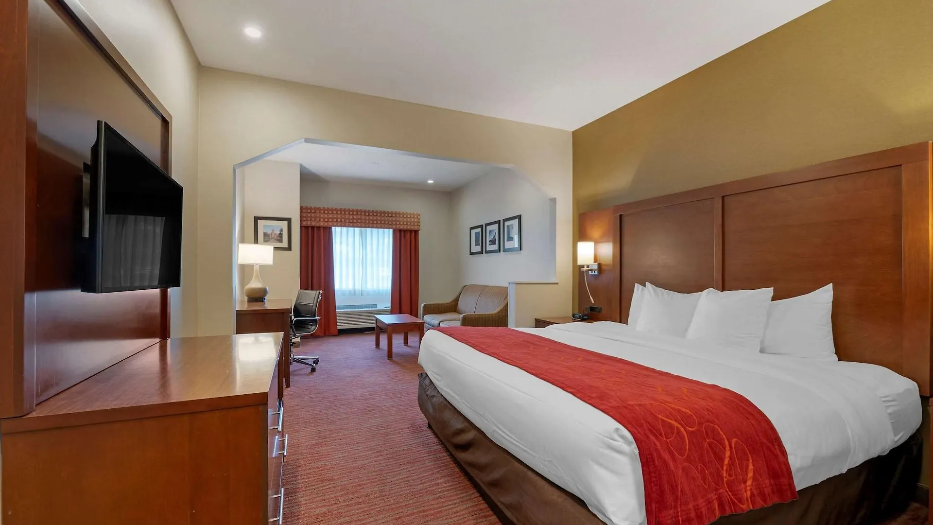 Otel Comfort Suites Columbus