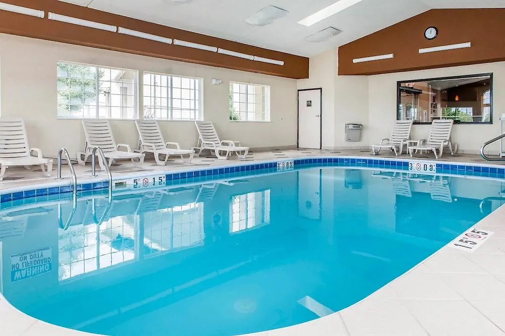 *** Otel Comfort Suites Columbus ABD