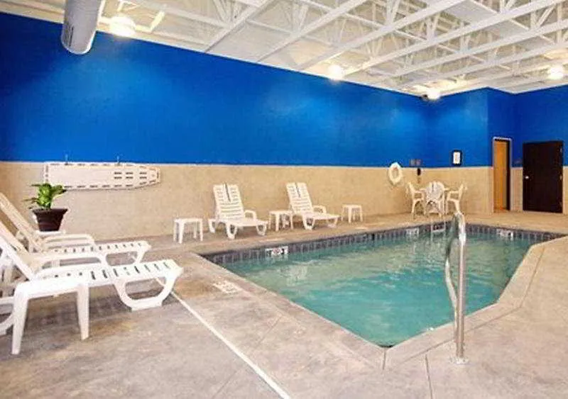 *** Otel Comfort Suites Columbus ABD