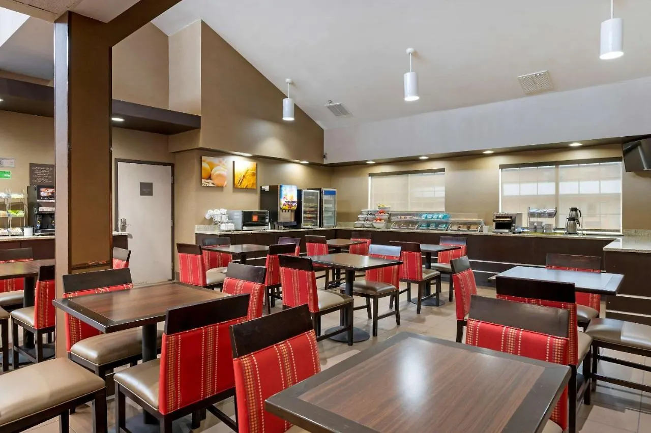 Hotel Comfort Suites Columbus
